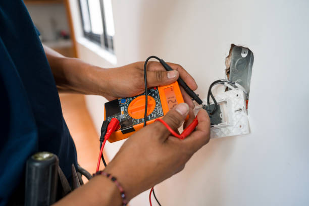 Best Electrical Outlet Repair  in Oak Hill, FL